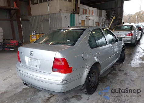 2003 Volkswagen Jetta Gls 2.0L z USA, uszkodzony, nr VIN 3VWSK69M73M004301